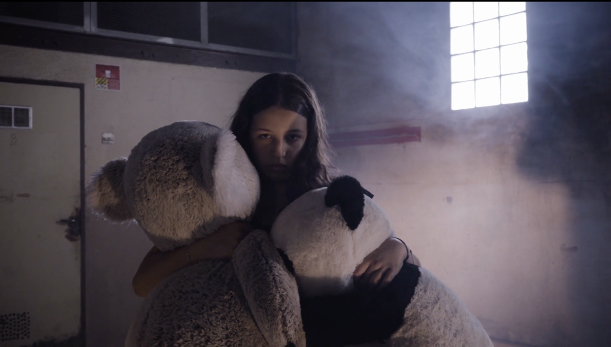 Image from Les Promises