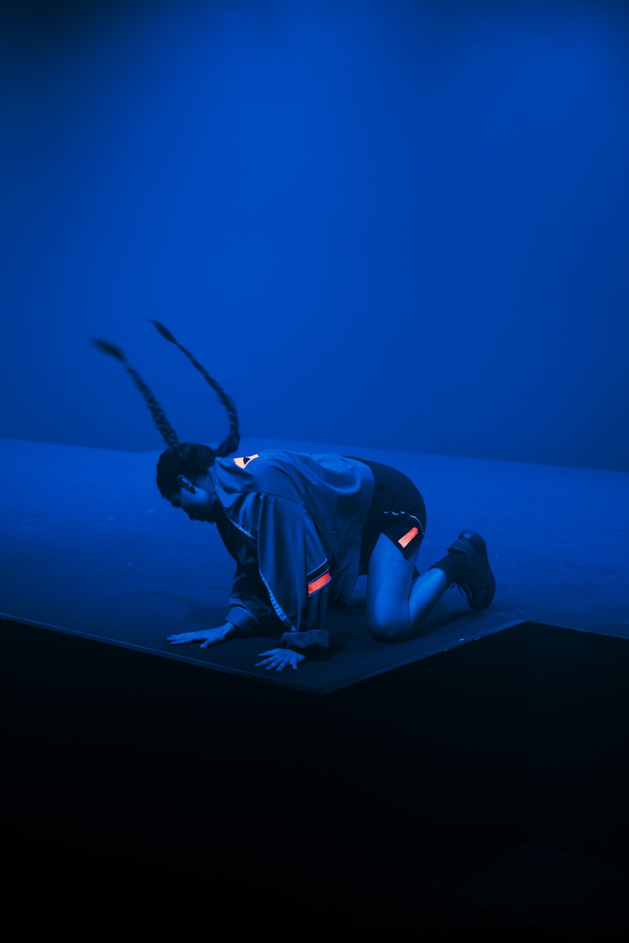 Image from Si me ves ir con todo, es porque a la noche lloro