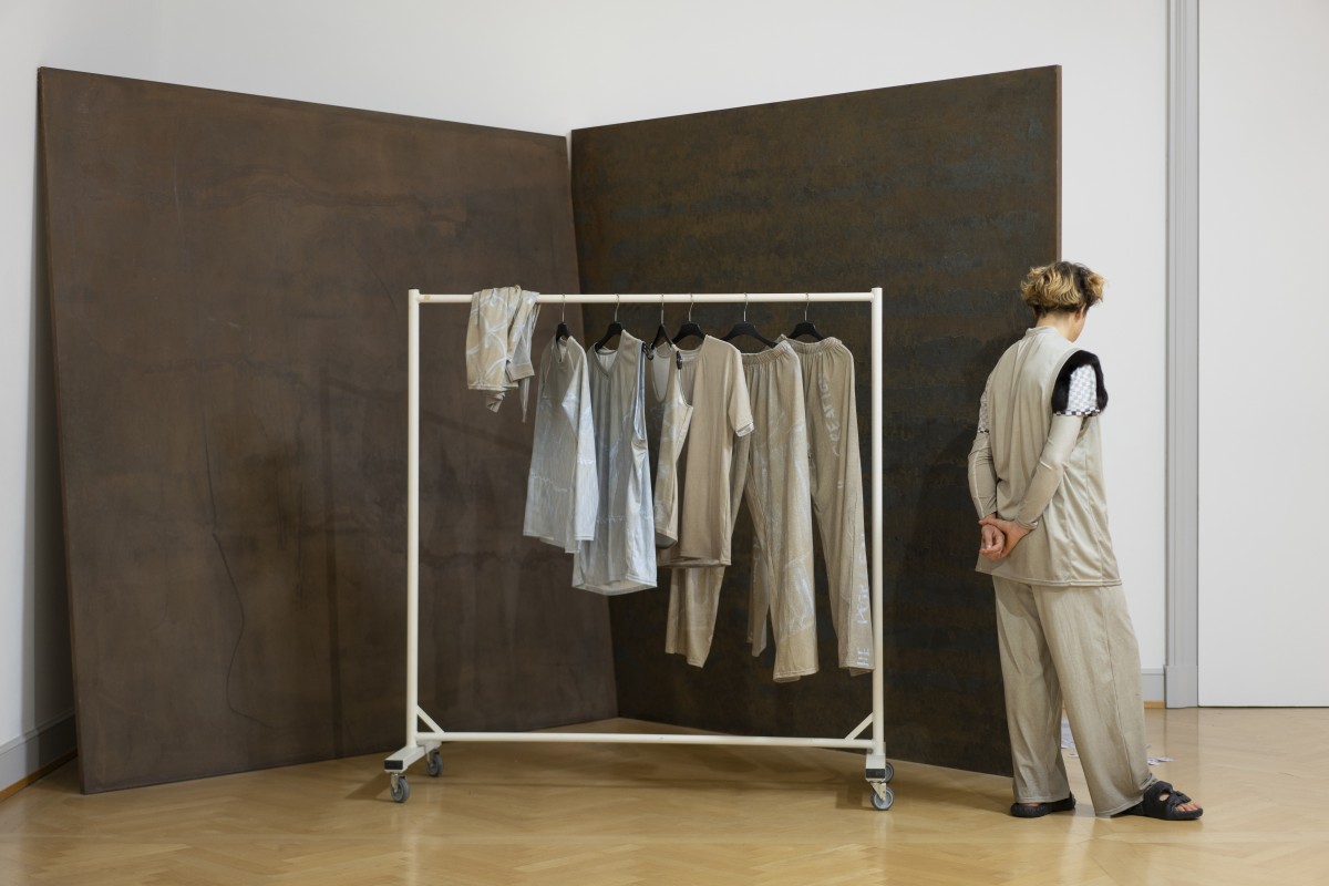 Image from (ah ah ah)